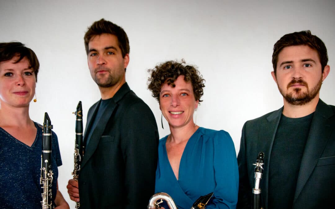 “Opéra sans Diva” par le quatuor “Hanches Hantées”